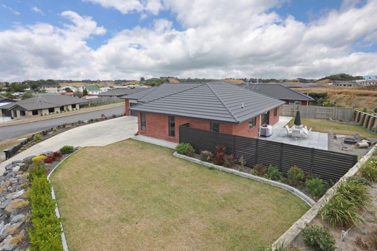 Photo of property in 8 Macdonald Heights, Feilding, 4702