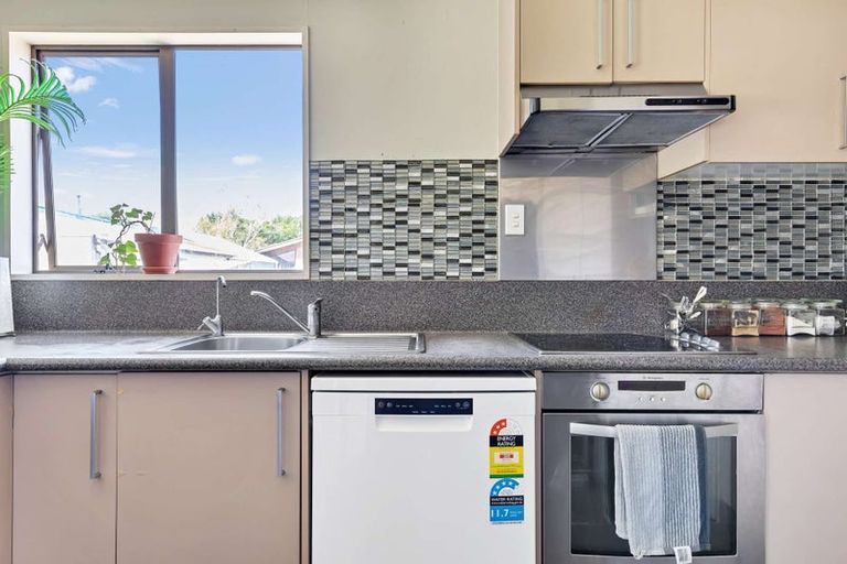 Photo of property in 15 Ratima Place, Whakatane, 3120