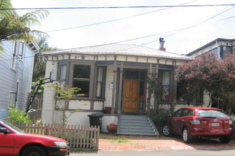 Photo of property in 15 Armour Avenue, Mount Victoria, Wellington, 6011