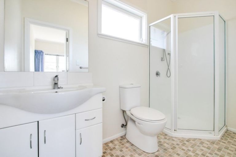 Photo of property in 100 Guppy Road, Taradale, Napier, 4112