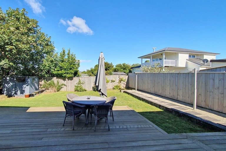 Photo of property in 2 Kipling Avenue, Hospital Hill, Napier, 4110