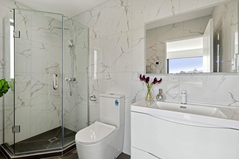 Photo of property in 5/36 Tomo Street, New Lynn, Auckland, 0600