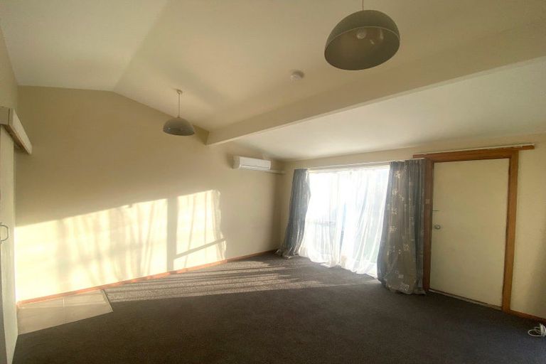 Photo of property in 1/206 Hastings Street East, Waltham, Christchurch, 8023