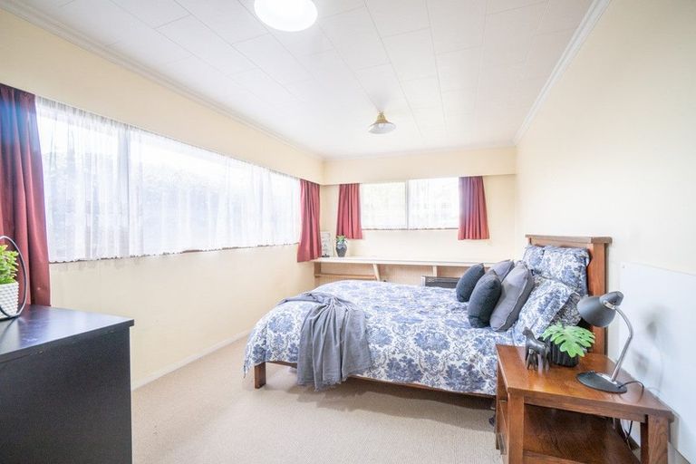 Photo of property in 3 Wharite Place, Awapuni, Palmerston North, 4412