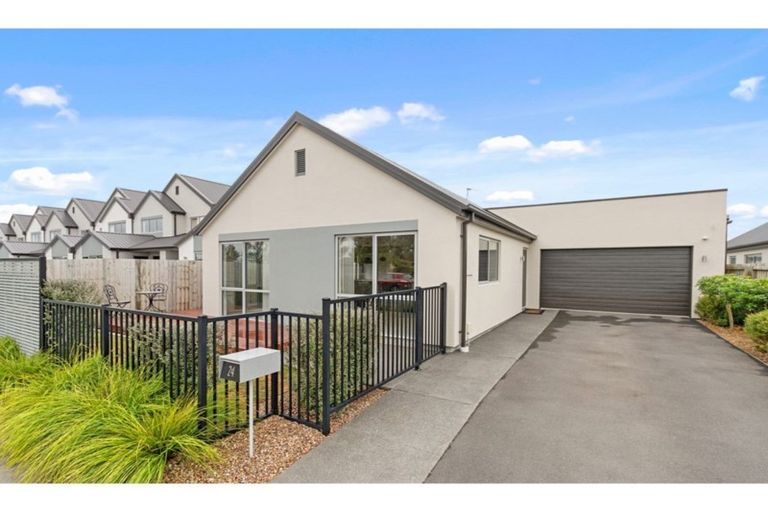 Photo of property in 24 Greenaway Street, Halswell, Christchurch, 8025
