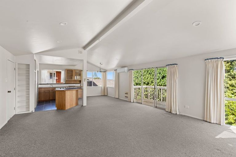 Photo of property in 23 Glamorgan Drive, Torbay, Auckland, 0630