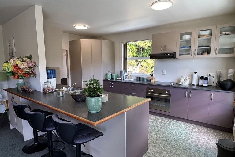 Photo of property in 48 Joyces Road, Paihia, 0200