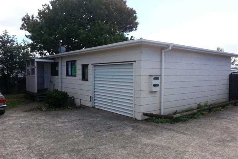 Photo of property in 32 Brentford Place, Manurewa, Auckland, 2102