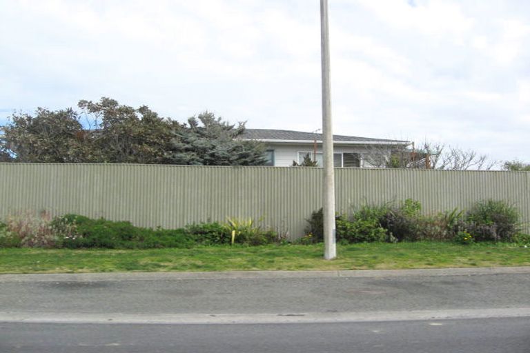 Photo of property in 16 Clifton Road, Haumoana, 4102