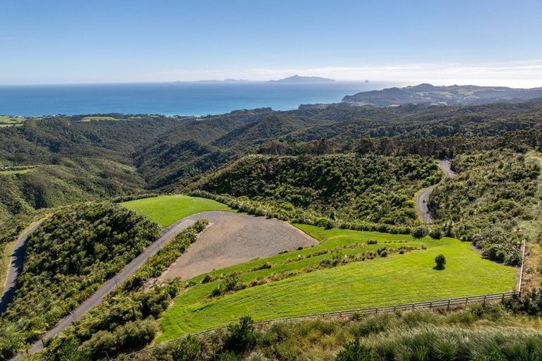 Photo of property in 618 Cullen Road, Waipu, 0582