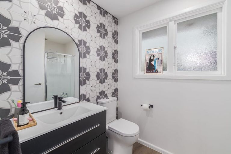 Photo of property in 33 Cridland Street East, Kaiapoi, 7630