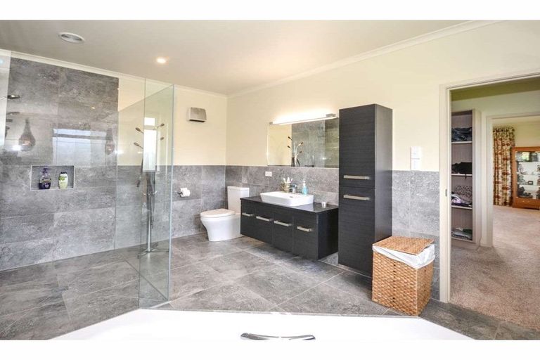 Photo of property in 63 Puriri Dale Way, Waipapa, Kerikeri, 0295