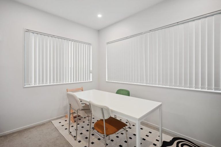 Photo of property in 1b Robin Lane, Browns Bay, Auckland, 0630