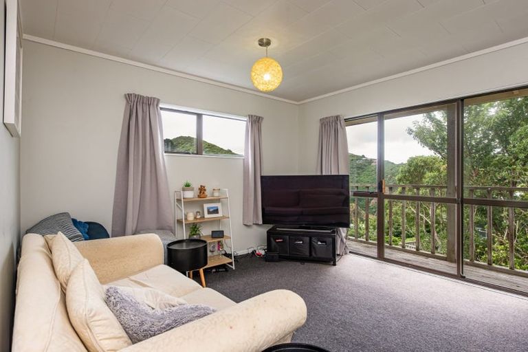 Photo of property in 55 Mandalay Terrace, Khandallah, Wellington, 6035