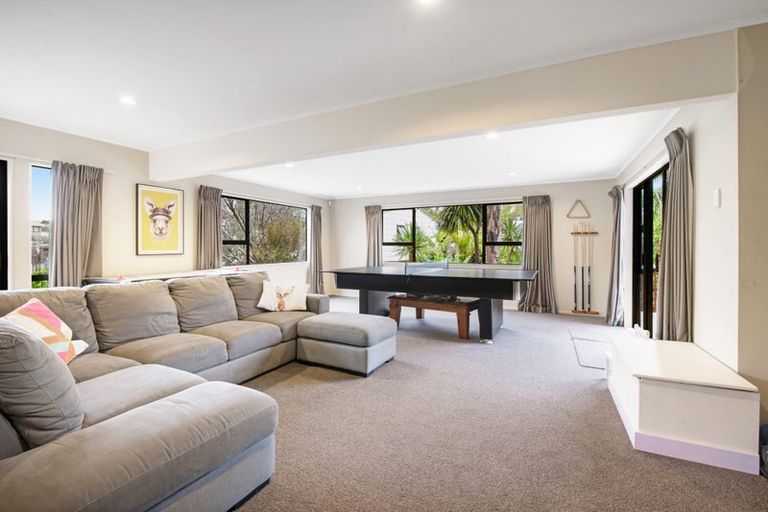Photo of property in 43 Langton Road, Stanmore Bay, Whangaparaoa, 0932