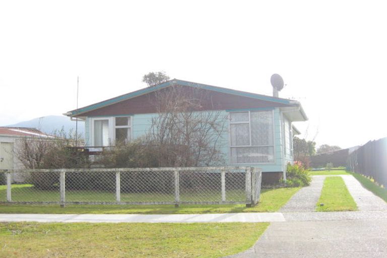 Photo of property in 42 Raukura Street, Turangi, 3334
