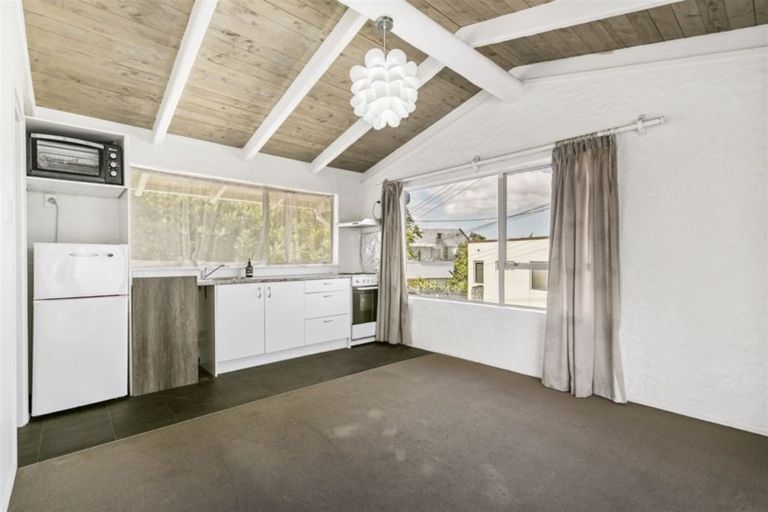 Photo of property in 3a Balmain Road, Birkenhead, Auckland, 0626