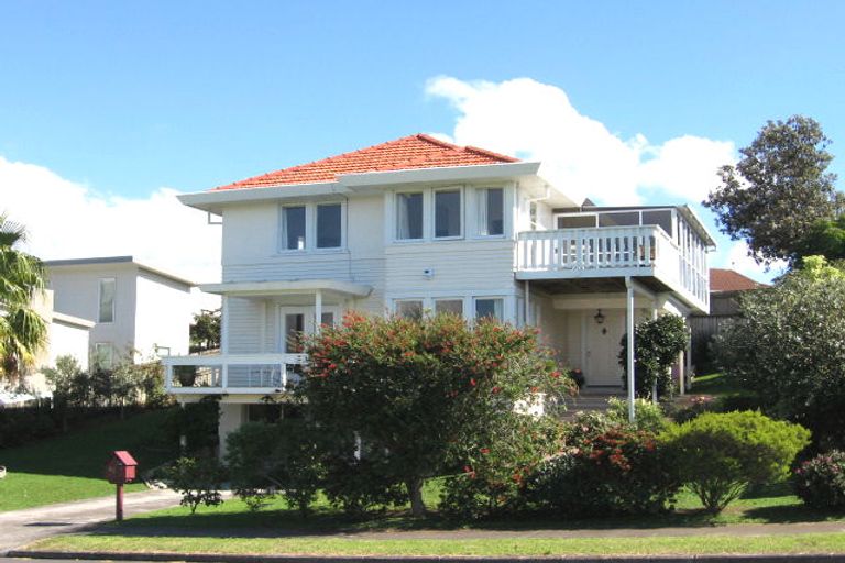 Photo of property in 45 Spinnaker Drive, Te Atatu Peninsula, Auckland, 0610