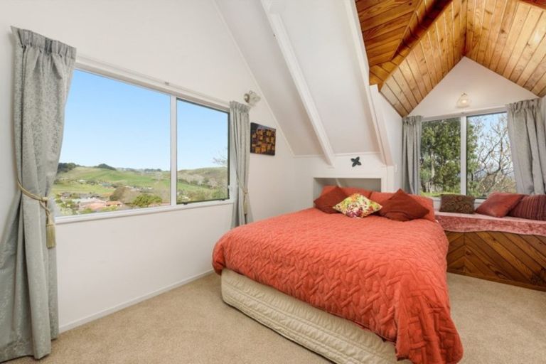 Photo of property in 71 Osprey Drive, Welcome Bay, Tauranga, 3112