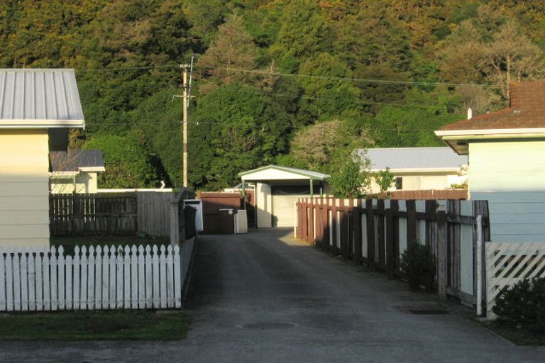 Photo of property in 37 Eldon Grove, Taita, Lower Hutt, 5019