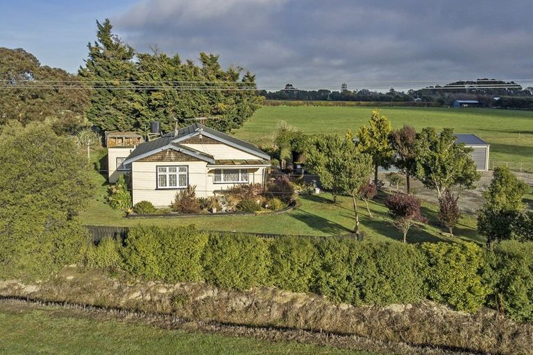 Photo of property in 328 Leeston Lake Road, Leeston, 7683