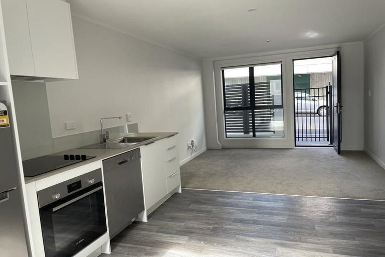 Photo of property in 2/11e Newtown Avenue, Newtown, Wellington, 6021
