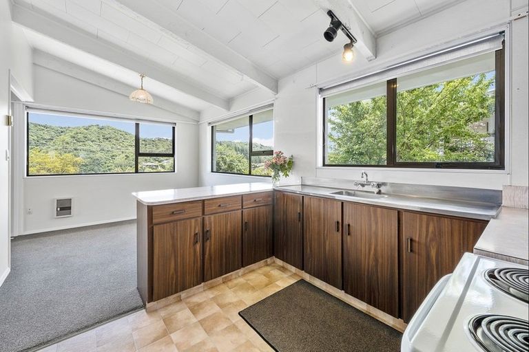 Photo of property in 37a Milton Terrace, Picton, 7220