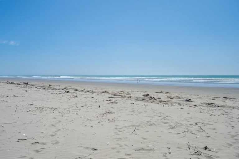 Photo of property in 1/524 Marine Parade, South New Brighton, Christchurch, 8062