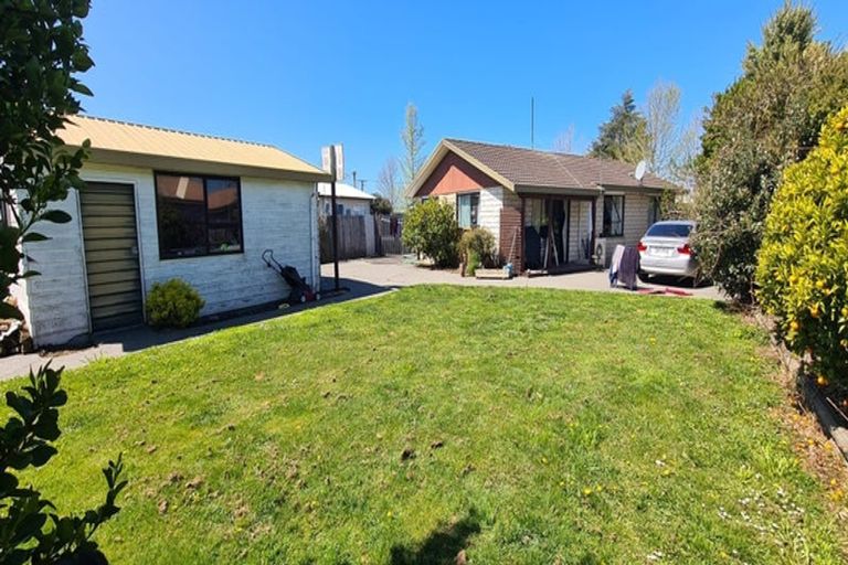 Photo of property in 31 Tyrone Street, Belfast, Christchurch, 8051