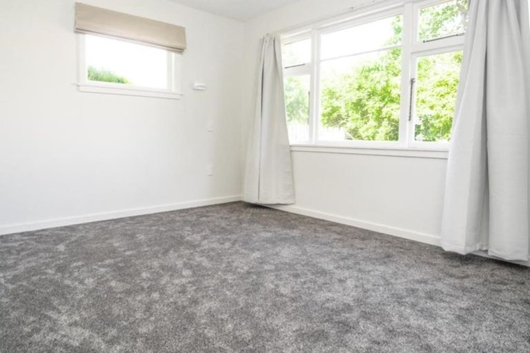 Photo of property in 86 Maidstone Road, Ilam, Christchurch, 8041