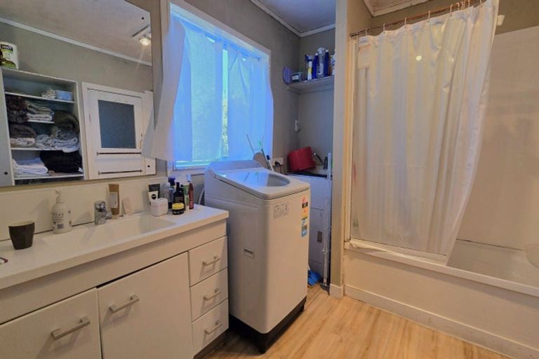 Photo of property in 21 Dents Road, Kaniere, Hokitika, 7811