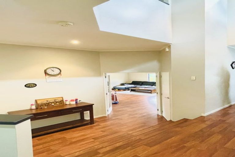 Photo of property in 19 Summerfield Lane, Albany, Auckland, 0632