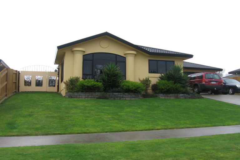 Photo of property in 80 Parnell Heights, Kelvin Grove, Palmerston North, 4414