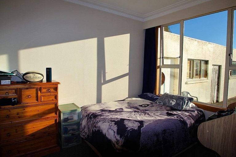 Photo of property in 85 Robertson Street, Gore, 9710