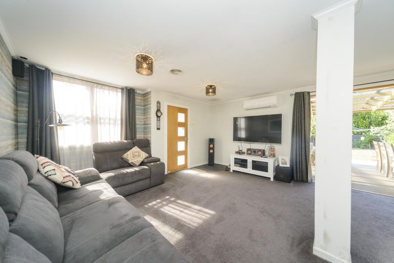 Photo of property in 93 Shamrock Street, Takaro, Palmerston North, 4412