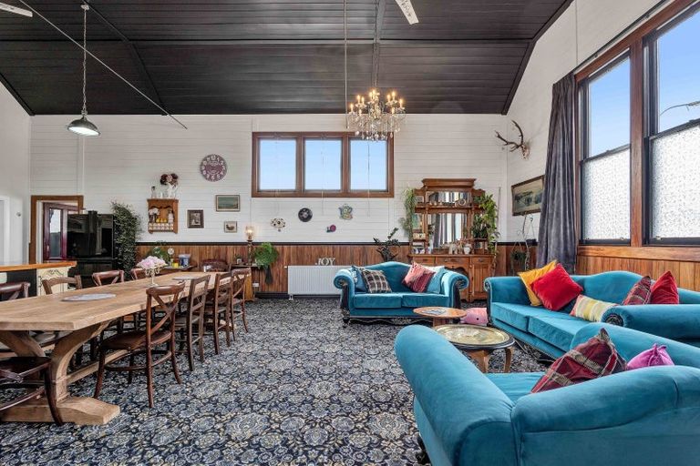 Photo of property in 105 High Street South, Eltham, 4322