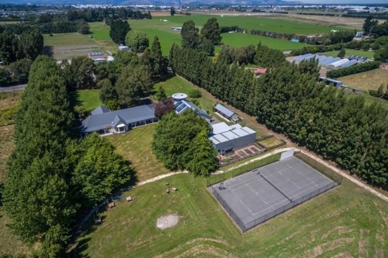 Photo of property in 421 Pound Road, Yaldhurst, Christchurch, 7676
