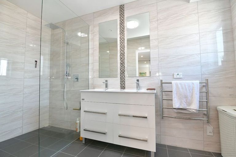 Photo of property in 10 Everard Avenue, Army Bay, Whangaparaoa, 0930