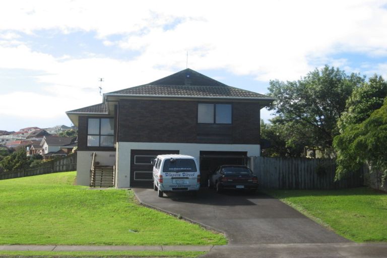 Photo of property in 92 Aviemore Drive, Highland Park, Auckland, 2010