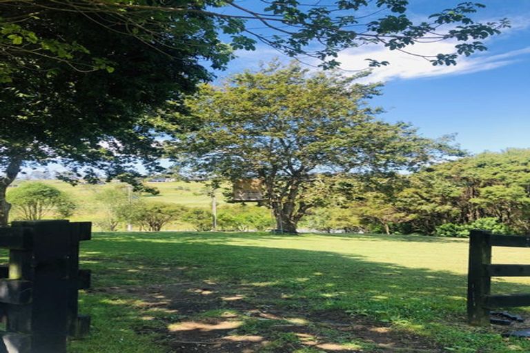 Photo of property in 100 Windmill Drive, Wainui, Silverdale, 0992