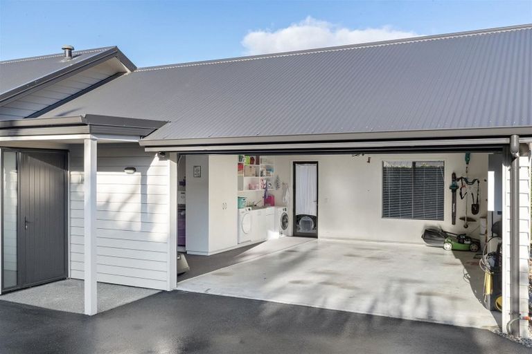 Photo of property in 6 Batsford Lane, Lower Shotover, Queenstown, 9371