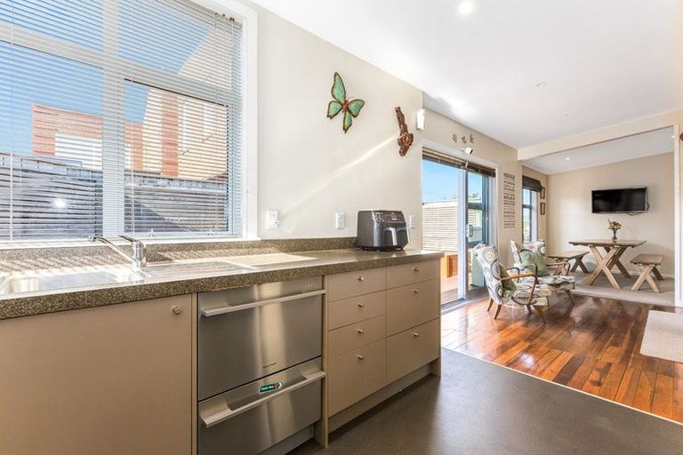 Photo of property in 13 Main Road, Titahi Bay, Porirua, 5022