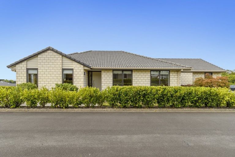 Photo of property in 33 Vista Close, Omokoroa, 3114