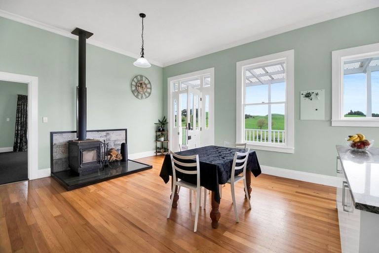 Photo of property in 79 Lincoln Road East, Everett Park, Inglewood, 4389