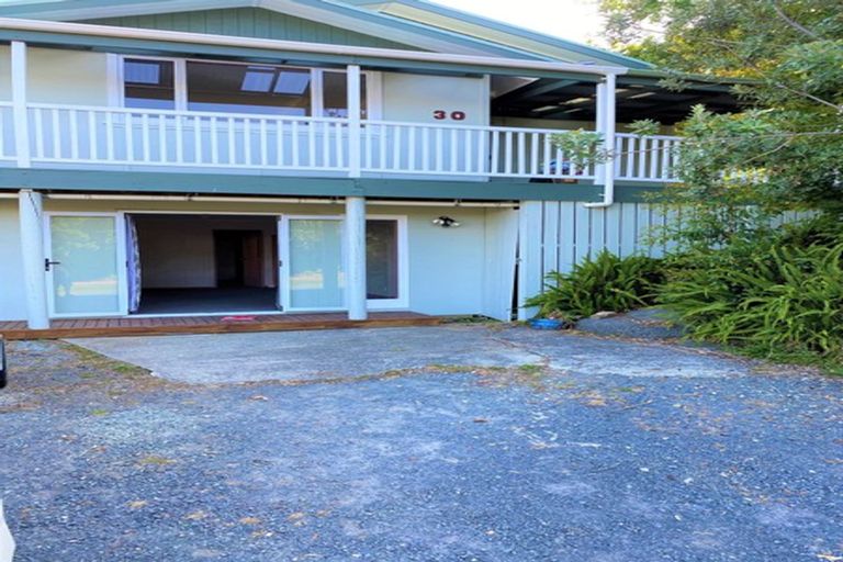 Photo of property in 30 Beach Road, Onerahi, Whangarei, 0110