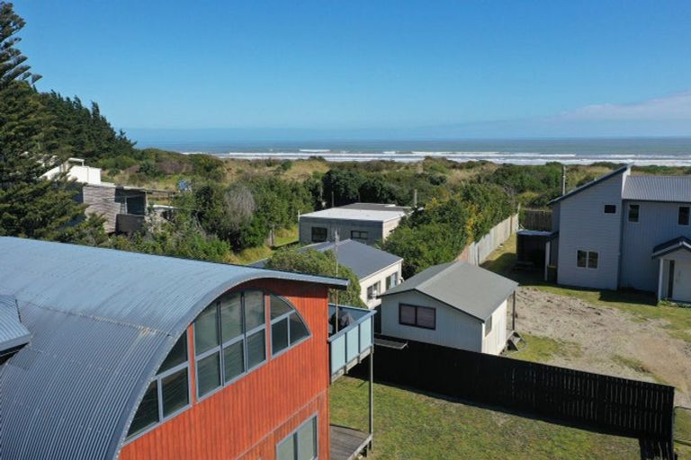 Photo of property in 13 Rua Avenue, Waitarere Beach, Levin, 5510
