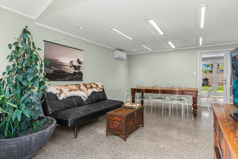 Photo of property in 3 Argyle Street, Waipu, 0510