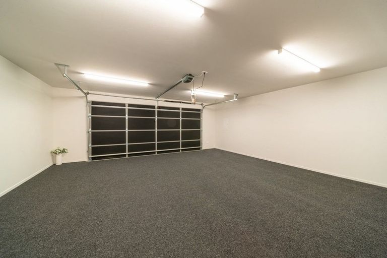 Photo of property in 8 The Heights Avenue, Wanaka, 9305