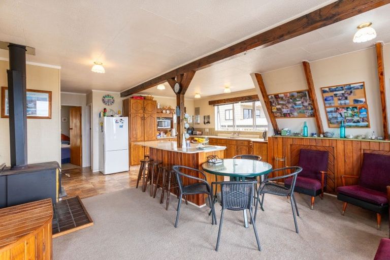 Photo of property in 70 Akitio Esplanade, Akitio, Pongaroa, 4991