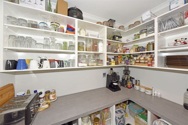 Photo of property in 2 Tara Crescent, Woodend, 7610